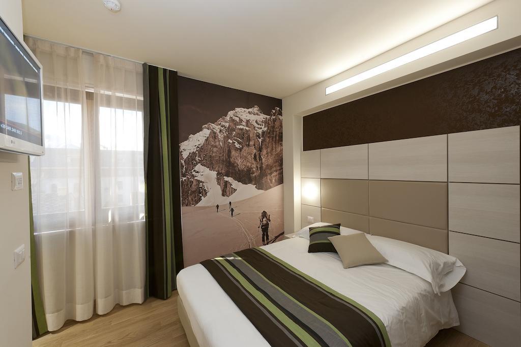 Hb Aosta Hotel & Balcony Spa Extérieur photo