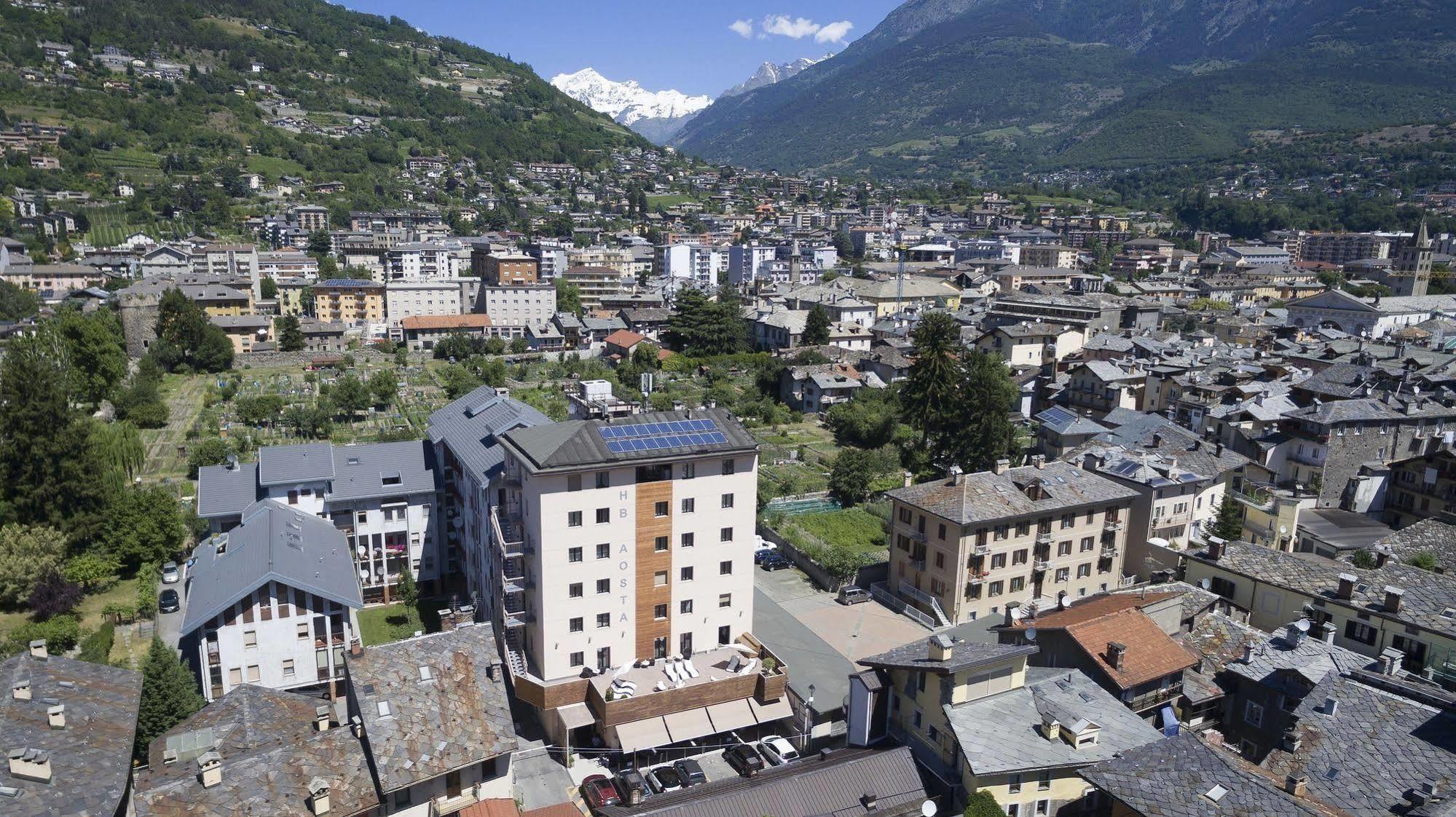 Hb Aosta Hotel & Balcony Spa Extérieur photo